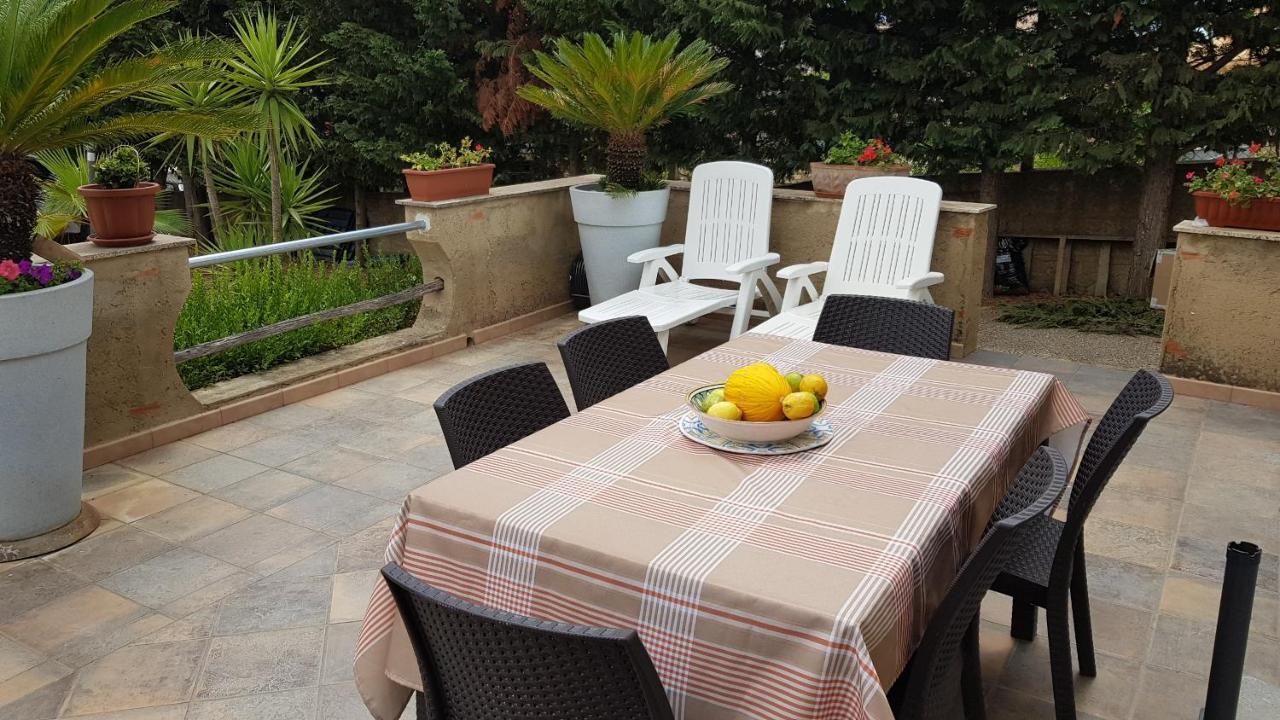 Casa Vacanze Villa Tropia Camastra 외부 사진