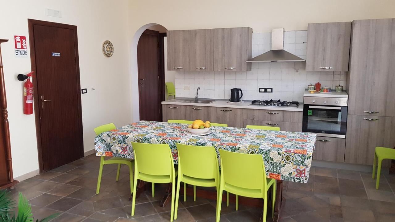 Casa Vacanze Villa Tropia Camastra 외부 사진